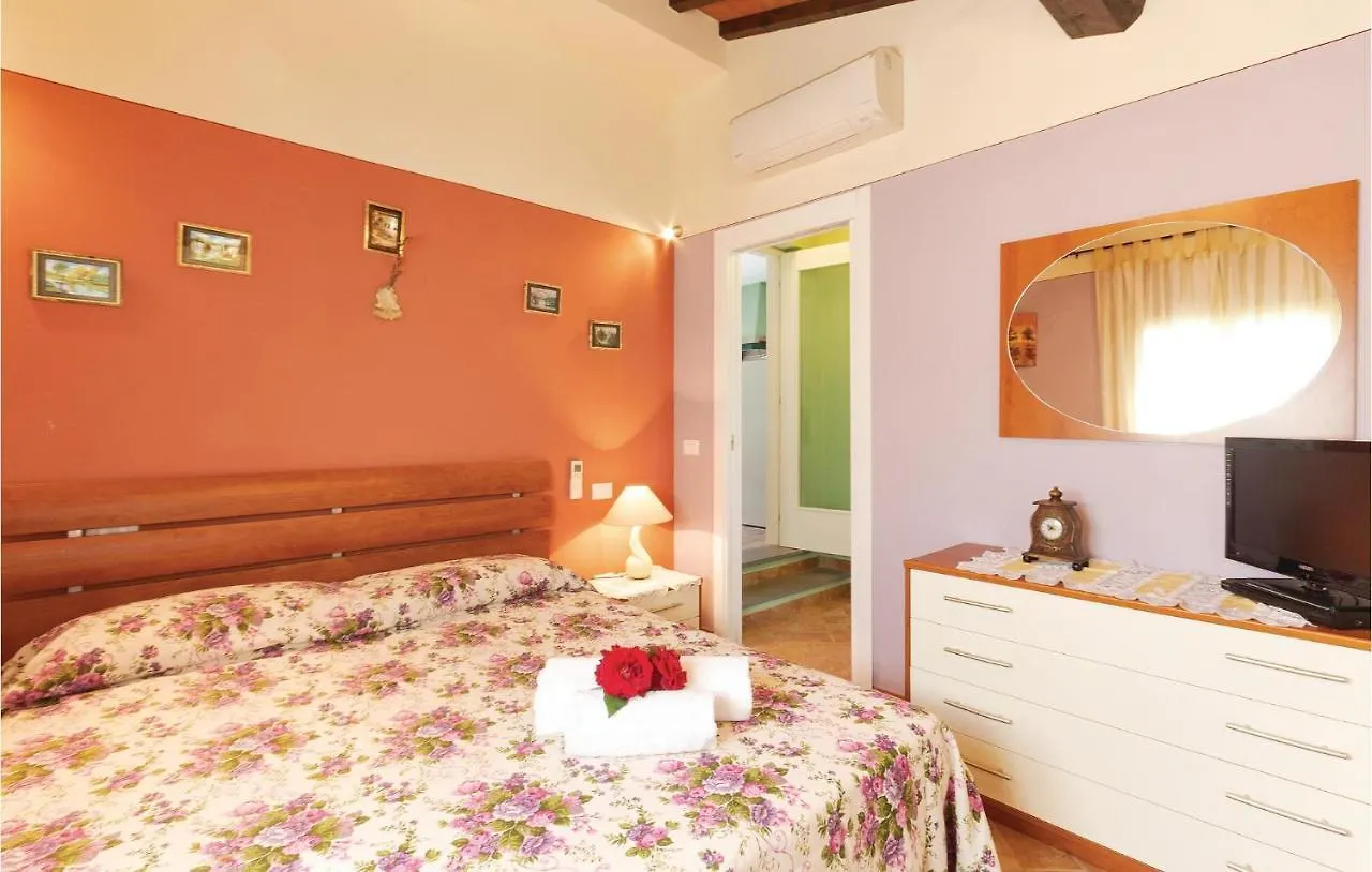 בית נופש 2 Bedroom Gorgeous Home In Castelfiorentino -Fi-